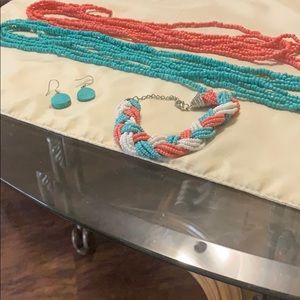 Suite of beaded jewelry